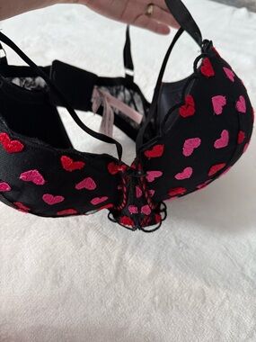 VICTORIA SECRET DREAM ANGEL EMBROIDERY HEART LIGHTLY LINED DEMI PUSHUP BRA 38DDD